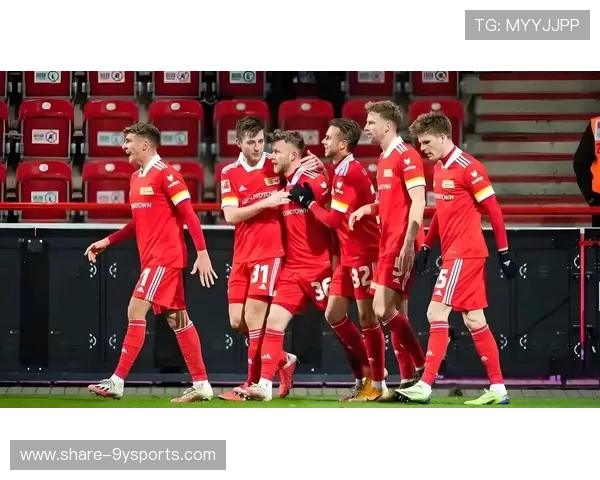 柏林联足球俱乐部最新动态 聚焦赛季表现与未来目标